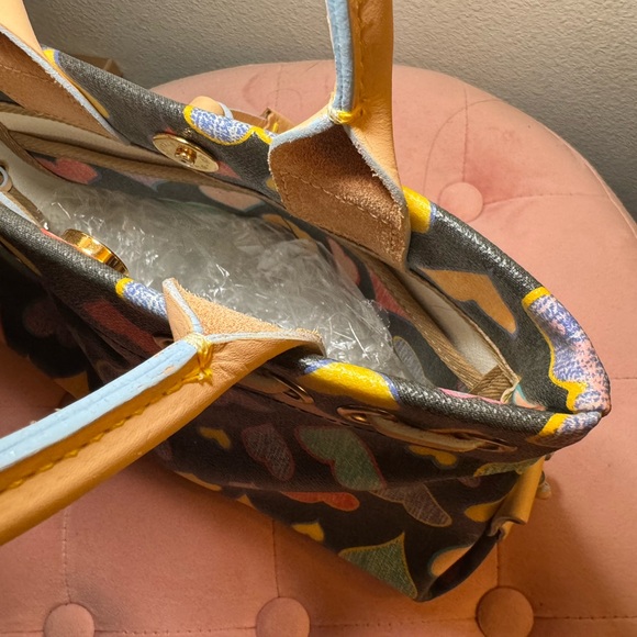 Y2K Dooney & Bourke Crayon Hearts - Picture 4 of 8